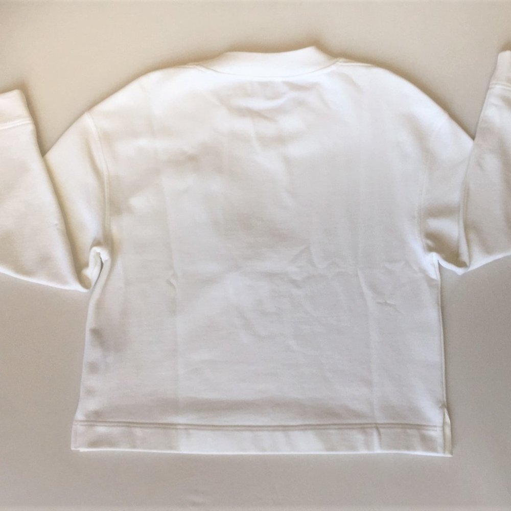 🎉HP🎉NWT$995 Burberry Sweatshirt w/Crystal Brooch - Picture 4 of 8